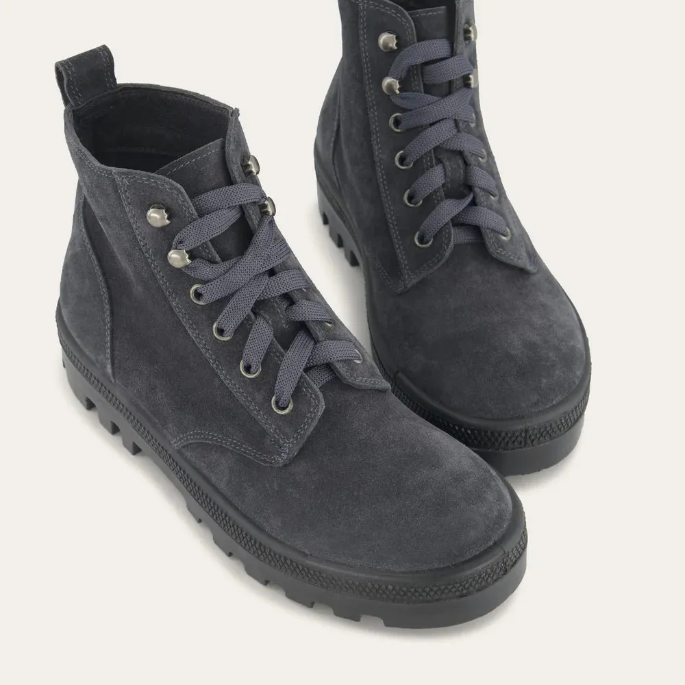 Naot Canoe Boots - Charcoal Suede